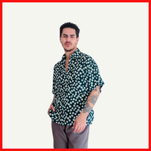 Cargar imagen en el visor de la galería, CAMISA GREEN BLOSSOM