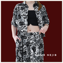 Cargar imagen en el visor de la galería, Crop B&amp;W