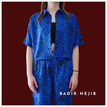 Cargar imagen en el visor de la galería, Crop Blue Animal