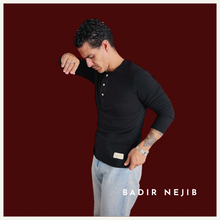 Cargar imagen en el visor de la galería, Henley shirt Negra