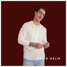 Cargar imagen en el visor de la galería, Henley shirt Blanca