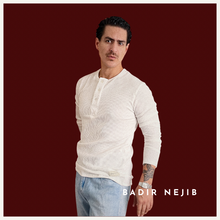Cargar imagen en el visor de la galería, Henley shirt Blanca