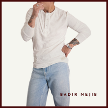 Cargar imagen en el visor de la galería, Henley shirt Blanca